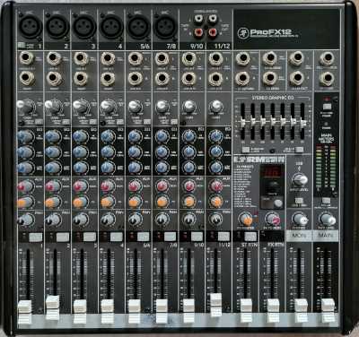 Mackie Pro FX12